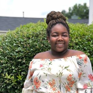 Meet your Posher, Darnesha